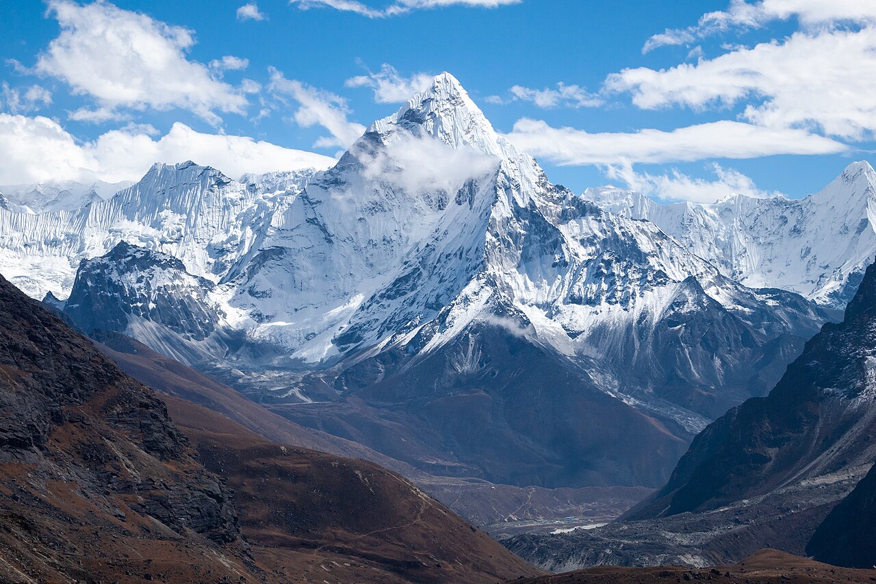 AMA DABLAM EXPEDITION 