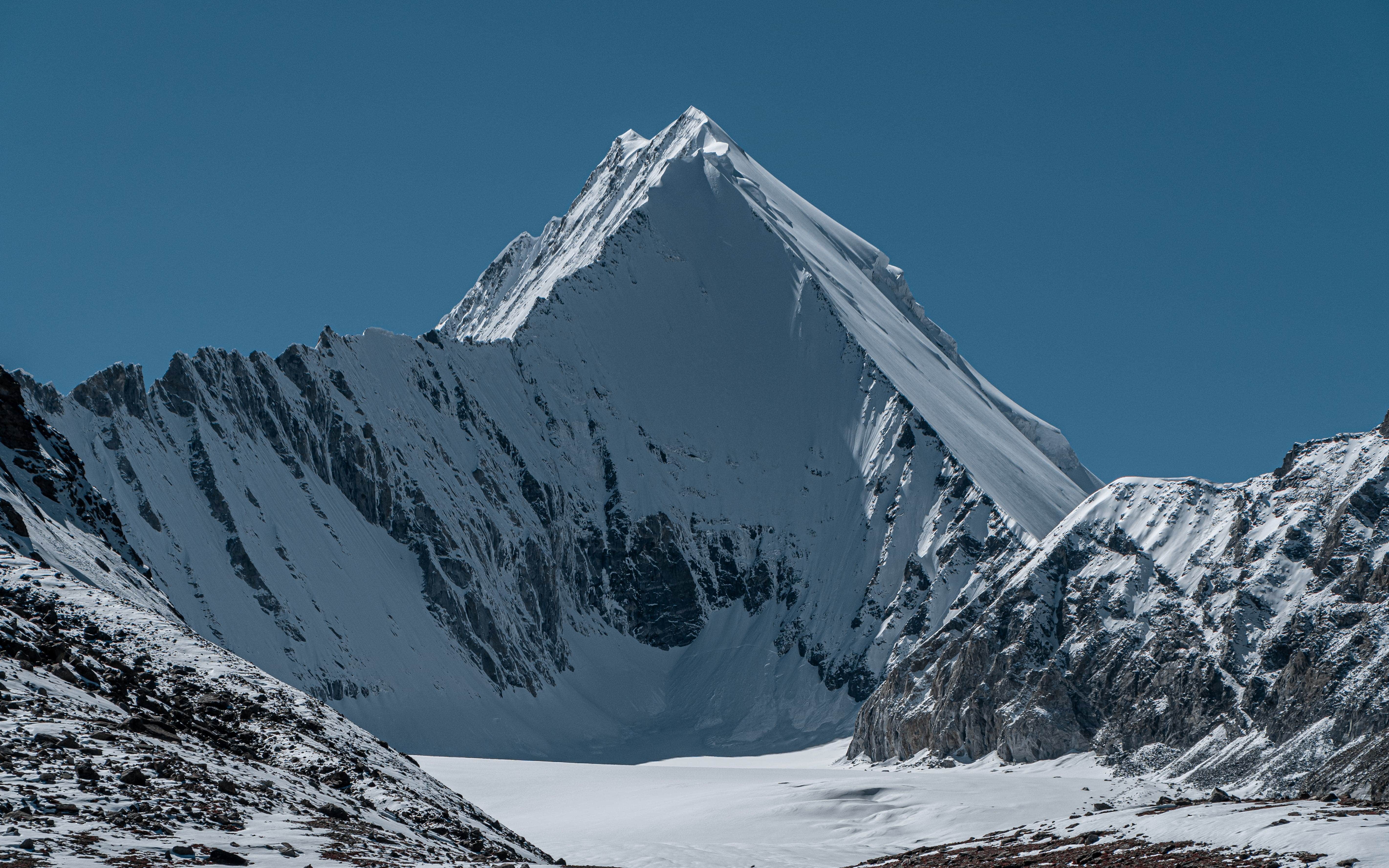 Mt. Baruntse Expedition